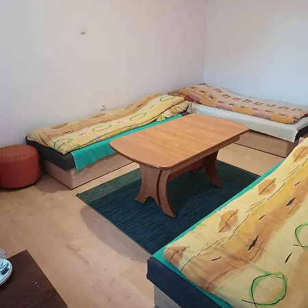 Czerwony Dom Gæstehus *