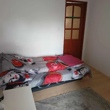 Czerwony Dom بيت ضيافة